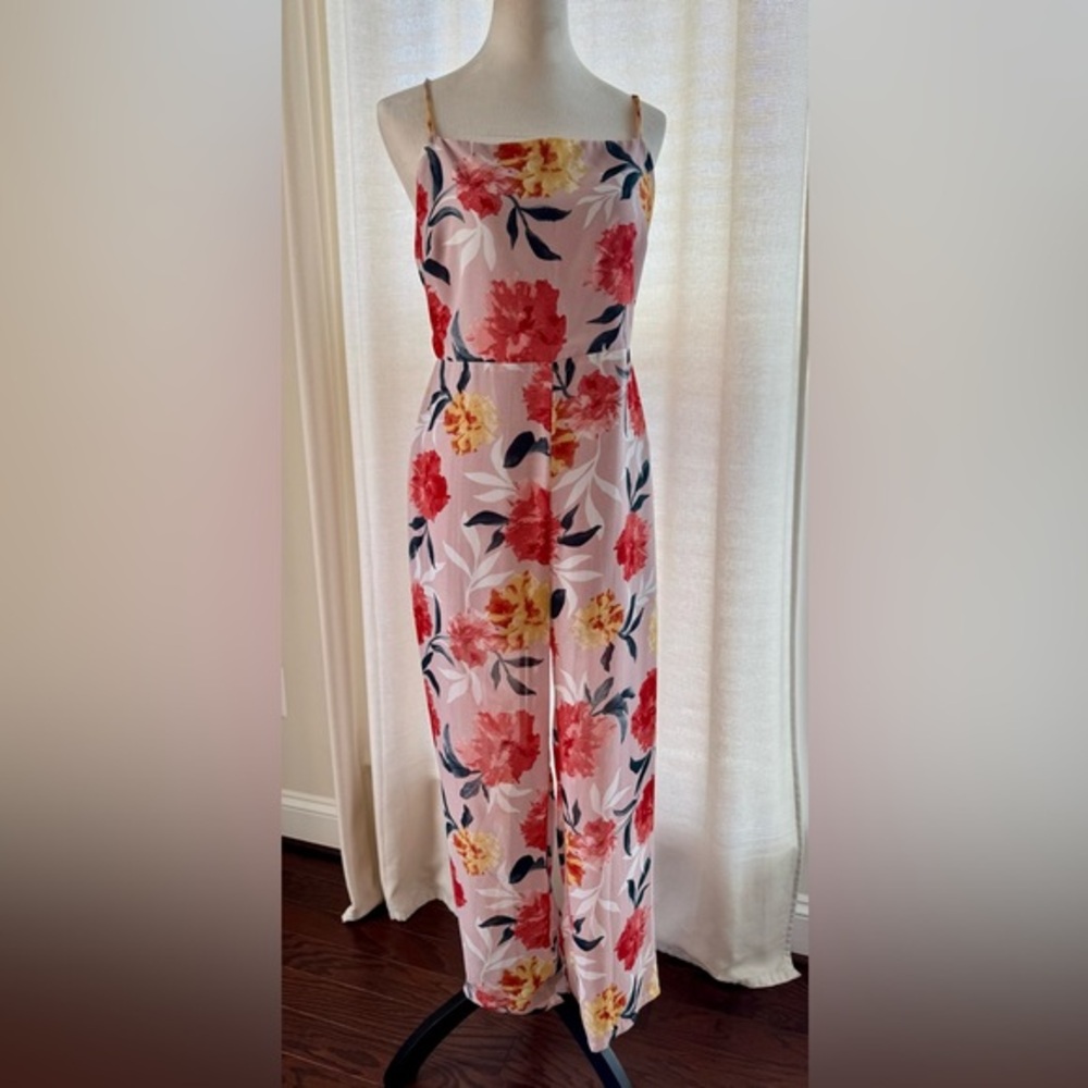 JustFab- NWT Floral Jumpsuit